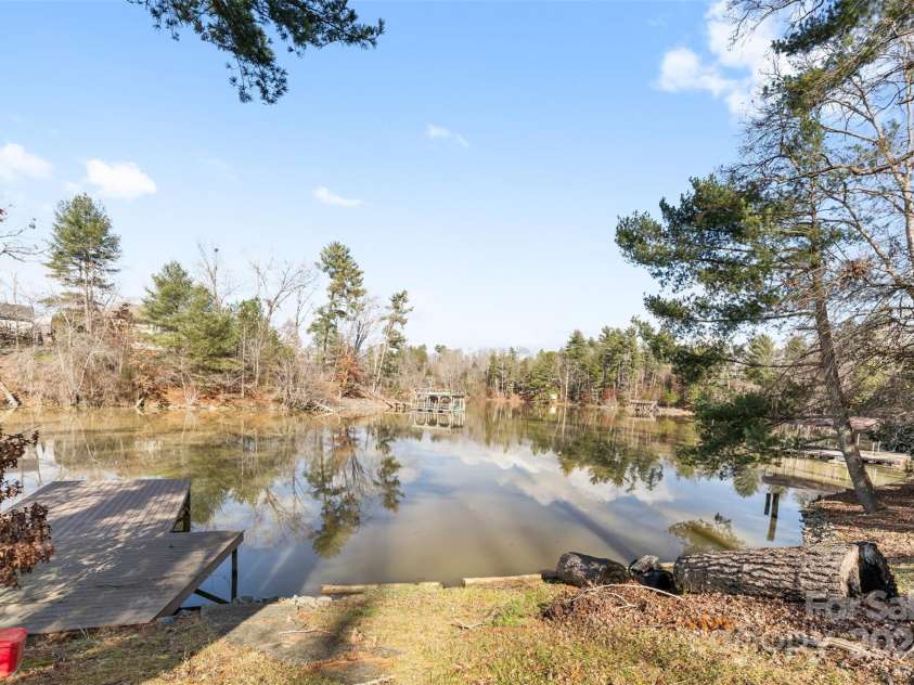 60 Sigmon Drum Road, Hickory, NC 28601.  MLS# CAR4208475, YatesRealty ID 2381. 