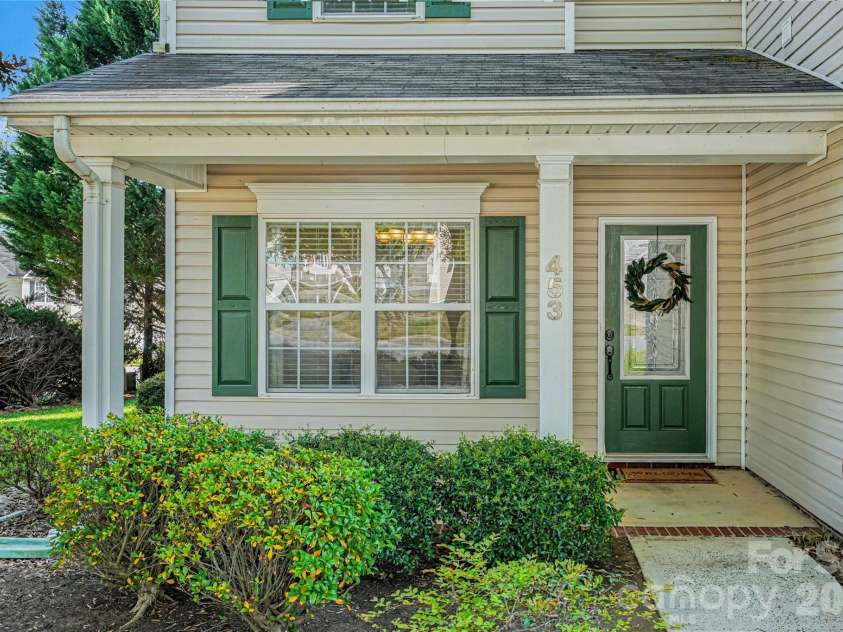 453 Pebble Stone Court, Concord, NC 28027.  MLS# CAR4364319, YatesRealty ID 23810. 