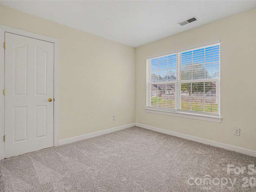 453 Pebble Stone Court, Concord, NC 28027.  MLS# CAR4364319, YatesRealty ID 23810. 