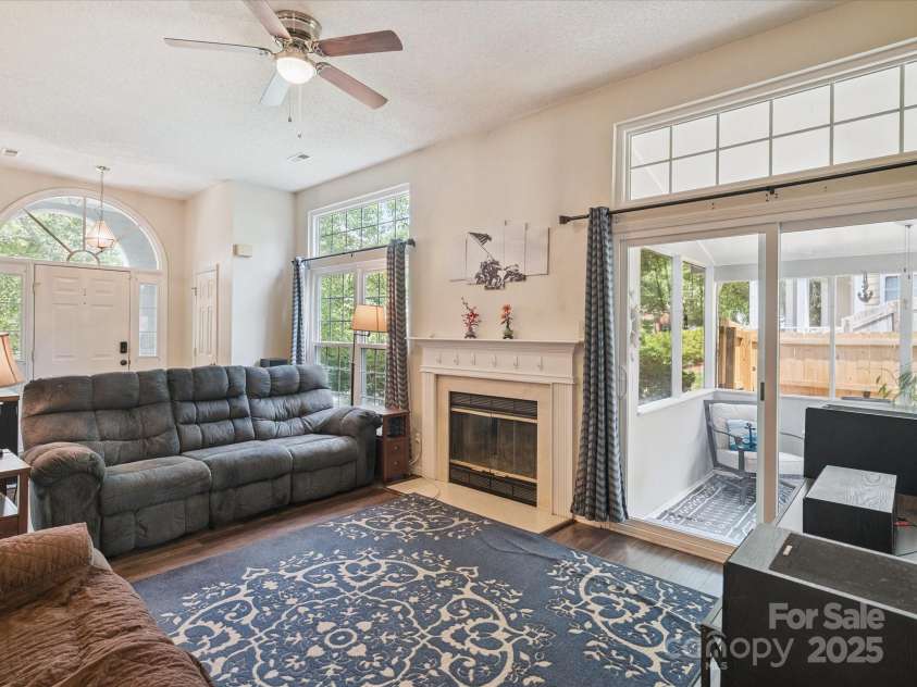 8323 Bedford Green Lane, Charlotte, NC 28215.  MLS# CAR4275537, YatesRealty ID 23810. Living Room