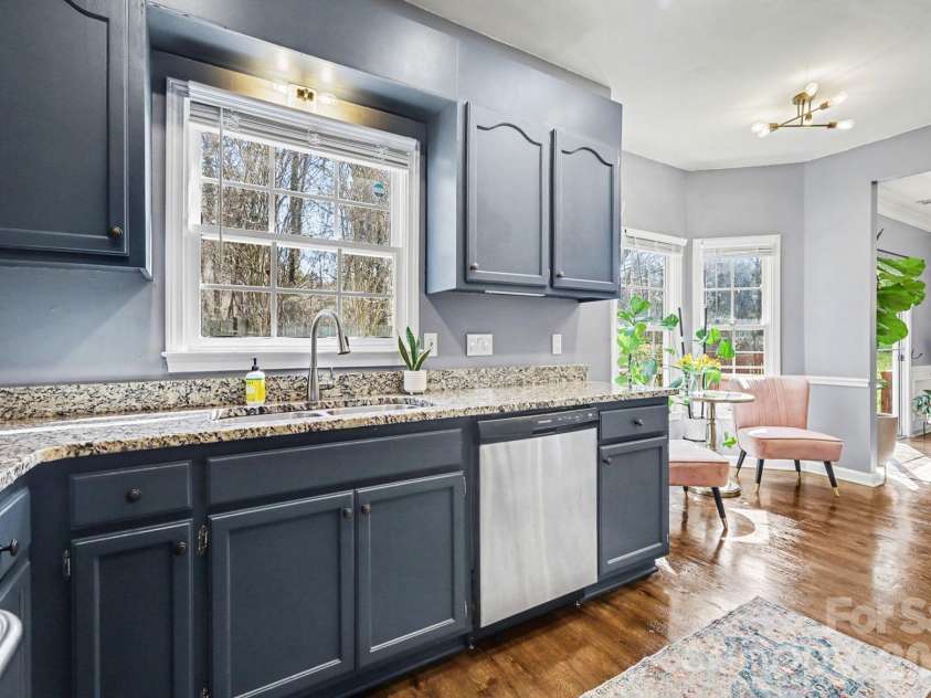 3100 Burkston Road, Charlotte, NC 28269.  MLS# CAR4357725, YatesRealty ID 23811. 