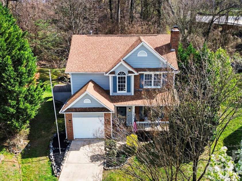 3100 Burkston Road, Charlotte, NC 28269.  MLS# CAR4357725, YatesRealty ID 23811. 