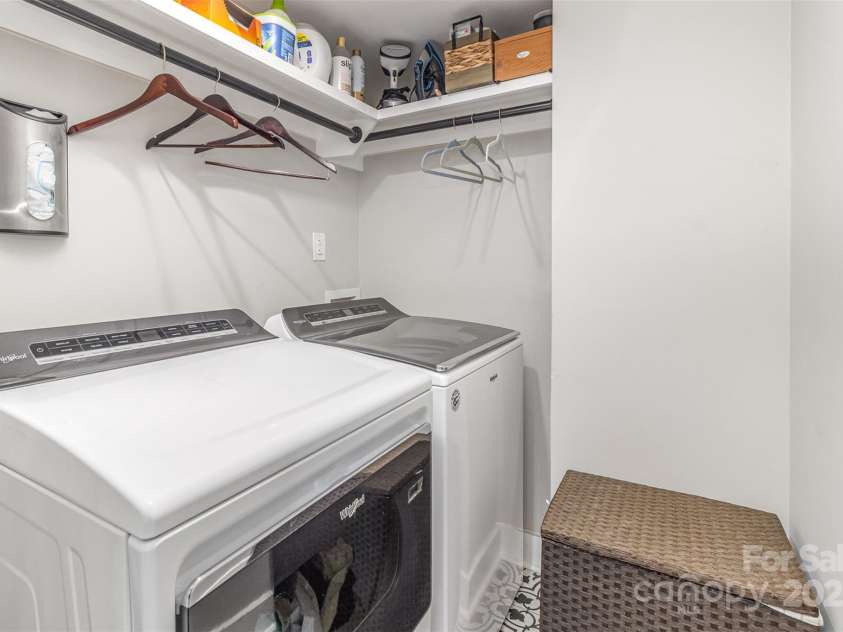 1621 Brookdale Avenue, Charlotte, NC 28210.  MLS# CAR4262821, YatesRealty ID 23813. Laundry Closet