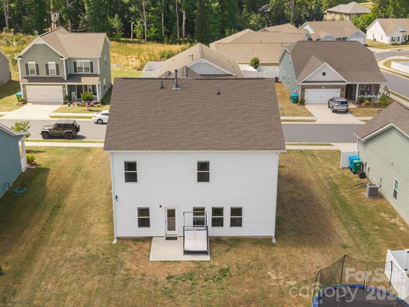 526 Ardsley Drive, Locust, NC 28097.  MLS# CAR4377039, YatesRealty ID 23814. Architectural roof at 526 Ardsley Dr, Locust