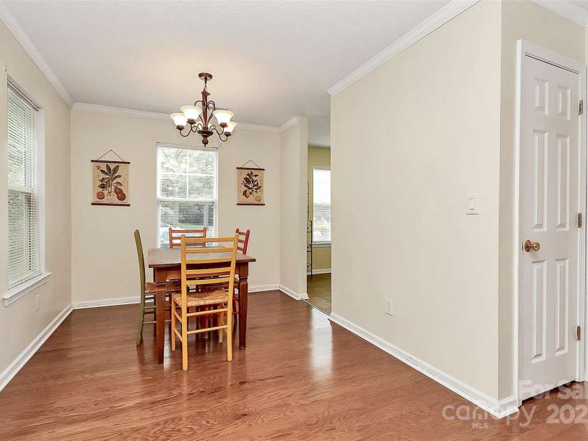 4263 Melrose Club Drive, Matthews, NC 28105.  MLS# CAR4269354, YatesRealty ID 23815. 