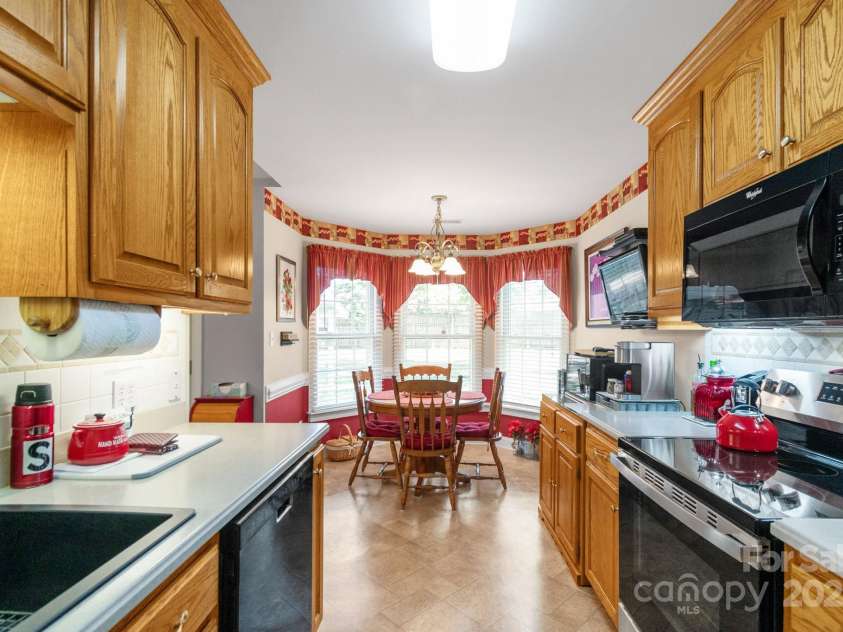 2020 Olde Towne Drive, Monroe, NC 28110.  MLS# CAR4255849, YatesRealty ID 23816. 