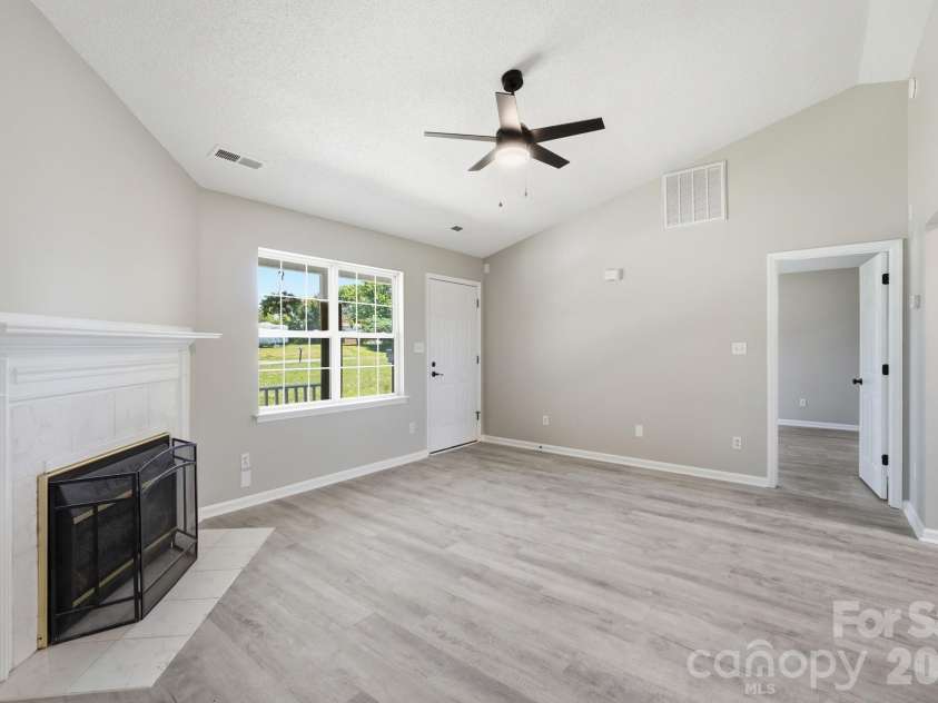 5011 Willow Run Drive, Monroe, NC 28110.  MLS# CAR4384168, YatesRealty ID 23818. 