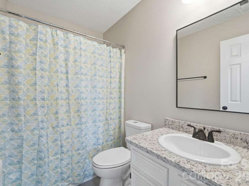 5011 Willow Run Drive, Monroe, NC 28110.  MLS# CAR4384168, YatesRealty ID 23818. 