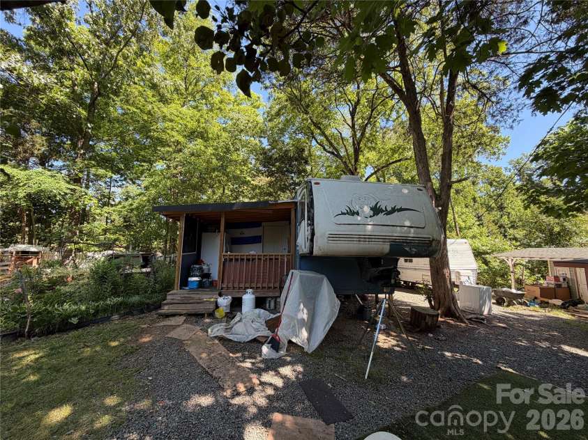 6228 Freedom Drive, Charlotte, NC 28214.  MLS# CAR4379897, YatesRealty ID 23819. RV 1 BACK