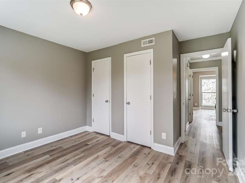 11039 Harrowfield Road, Charlotte, NC 28226.  MLS# CAR4291963, YatesRealty ID 2382. 
