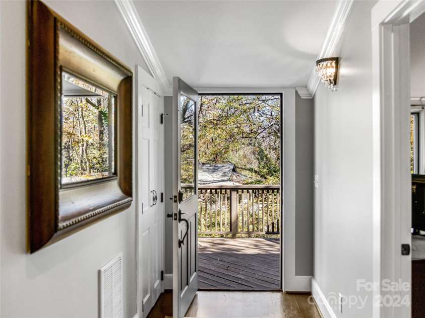 45 Short Street, Asheville, NC 28801.  MLS# CAR4199097, YatesRealty ID 2382. 