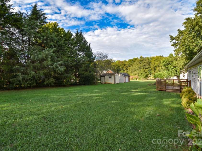 330 Kilmer Lane, Mooresville, NC 28115.  MLS# CAR4255974, YatesRealty ID 23820. 
