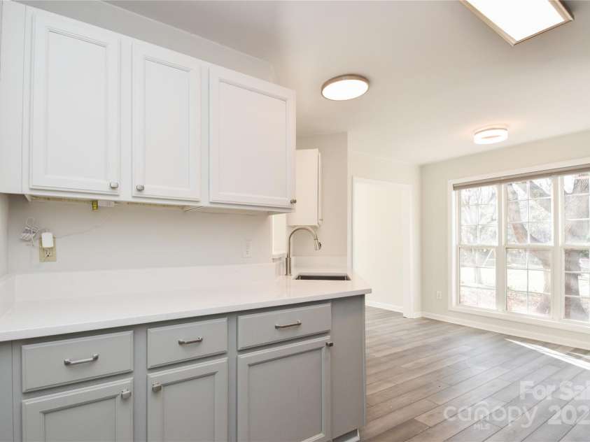 330 Kilmer Lane, Mooresville, NC 28115.  MLS# CAR4255974, YatesRealty ID 23820. 