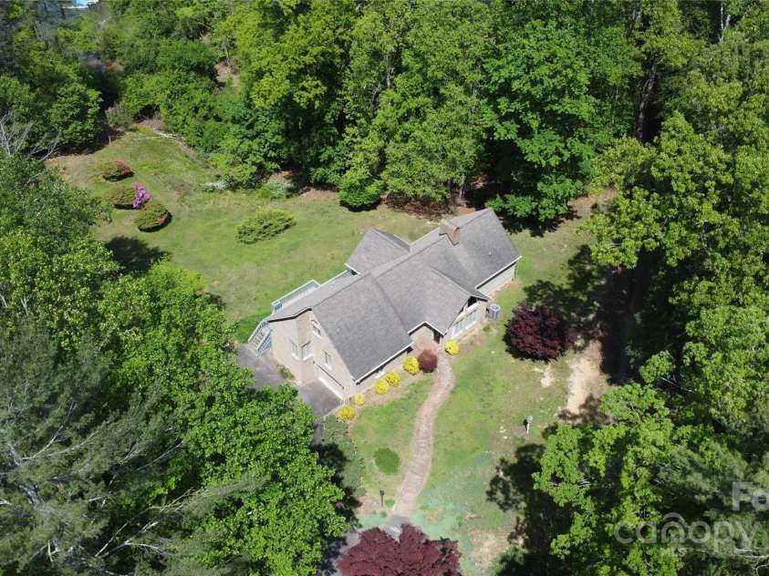 240 Goshen Terrace, Wilkesboro, NC 28697.  MLS# CAR4262846, YatesRealty ID 23821. 