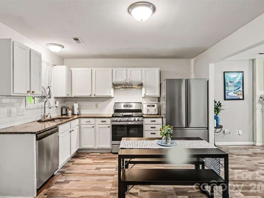 9306 Tiger Lily Lane, Charlotte, NC 28215.  MLS# CAR4380483, YatesRealty ID 23821. 