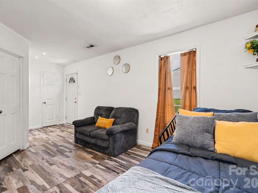 9306 Tiger Lily Lane, Charlotte, NC 28215.  MLS# CAR4380483, YatesRealty ID 23821. 