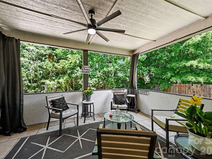 9306 Tiger Lily Lane, Charlotte, NC 28215.  MLS# CAR4380483, YatesRealty ID 23821. 