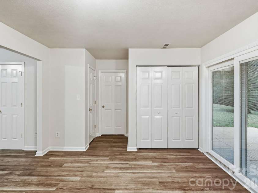 9306 Tiger Lily Lane, Charlotte, NC 28215.  MLS# CAR4429483, YatesRealty ID 23821. 