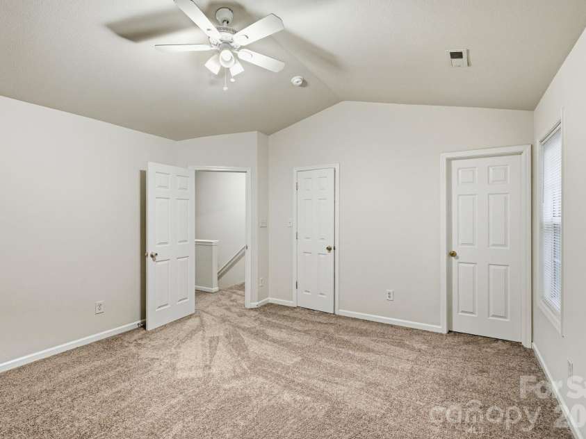 9306 Tiger Lily Lane, Charlotte, NC 28215.  MLS# CAR4429483, YatesRealty ID 23821. 