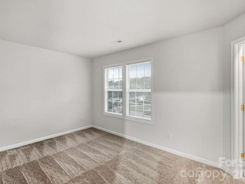 9306 Tiger Lily Lane, Charlotte, NC 28215.  MLS# CAR4429483, YatesRealty ID 23821. 