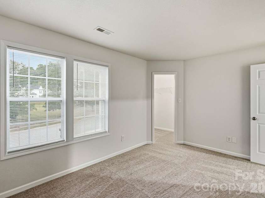 9306 Tiger Lily Lane, Charlotte, NC 28215.  MLS# CAR4429483, YatesRealty ID 23821. 