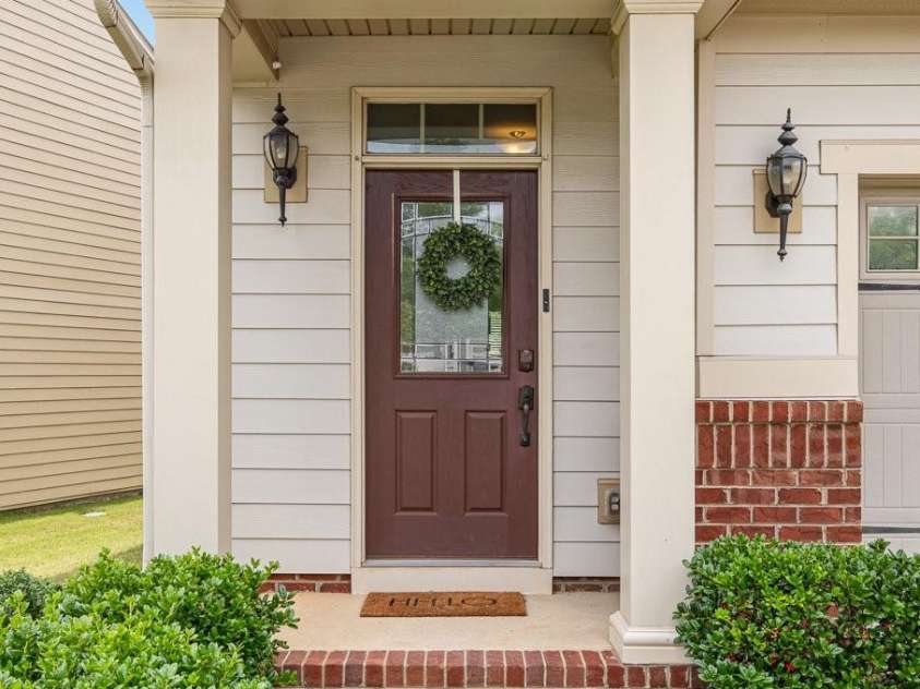 1825 Evergreen Drive, Charlotte, NC 28208.  MLS# CAR4269834, YatesRealty ID 23822. 