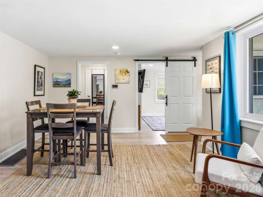 33 Kilpatrick Street, Brevard, NC 28712.  MLS# CAR4363437, YatesRealty ID 23823. 