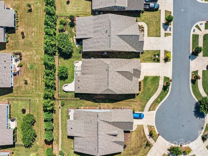 7315 Surprise Court, Charlotte, NC 28215.  MLS# CAR4276101, YatesRealty ID 23823. 