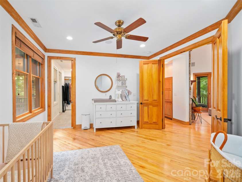 71 Chestnut Hill Road, Spruce Pine, NC 28777.  MLS# CAR4380652, YatesRealty ID 23824. 