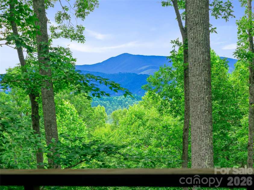 71 Chestnut Hill Road, Spruce Pine, NC 28777.  MLS# CAR4380652, YatesRealty ID 23824. 