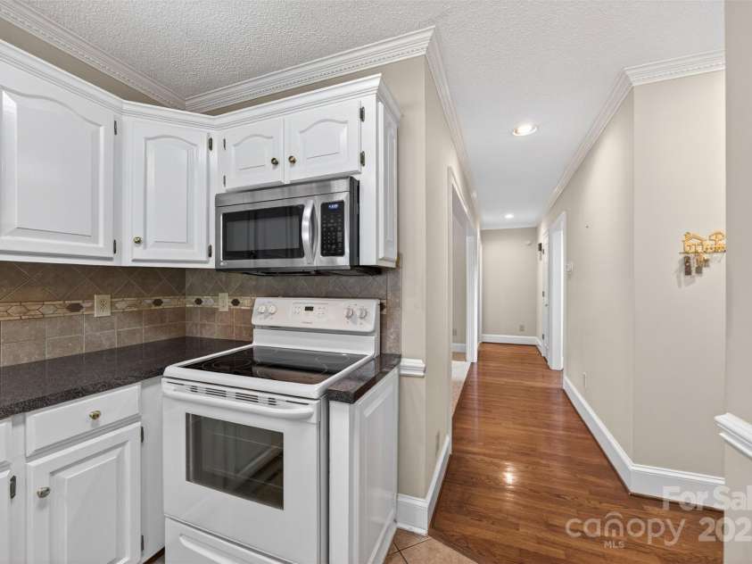 803 Woodmoore Lane, Kannapolis, NC 28081.  MLS# CAR4272480, YatesRealty ID 23824. 