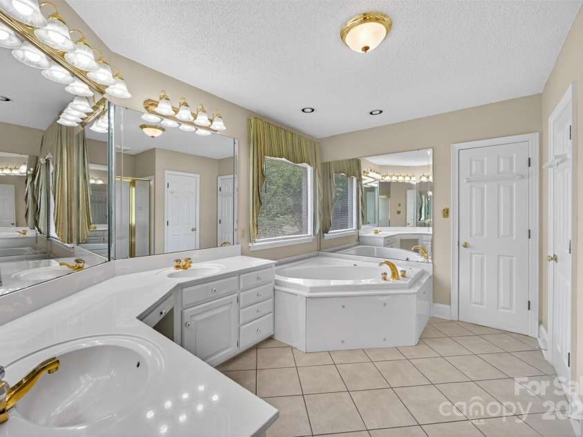 803 Woodmoore Lane, Kannapolis, NC 28081.  MLS# CAR4272480, YatesRealty ID 23824. 