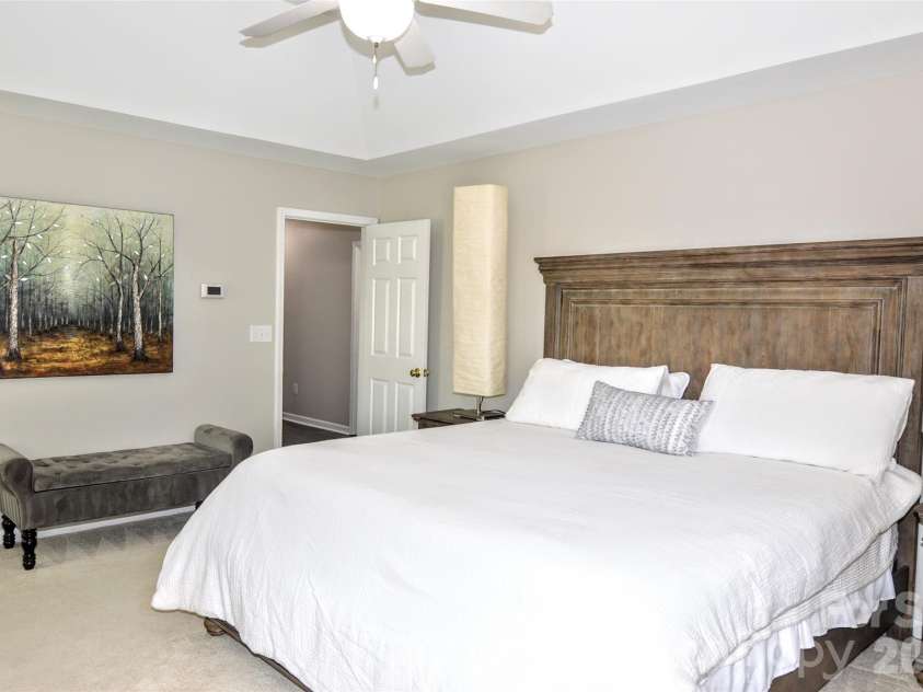 8224 Glamorgan Lane, Matthews, NC 28104.  MLS# CAR4361196, YatesRealty ID 23825. 