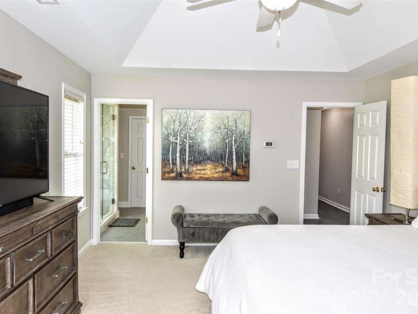 8224 Glamorgan Lane, Matthews, NC 28104.  MLS# CAR4361196, YatesRealty ID 23825. 