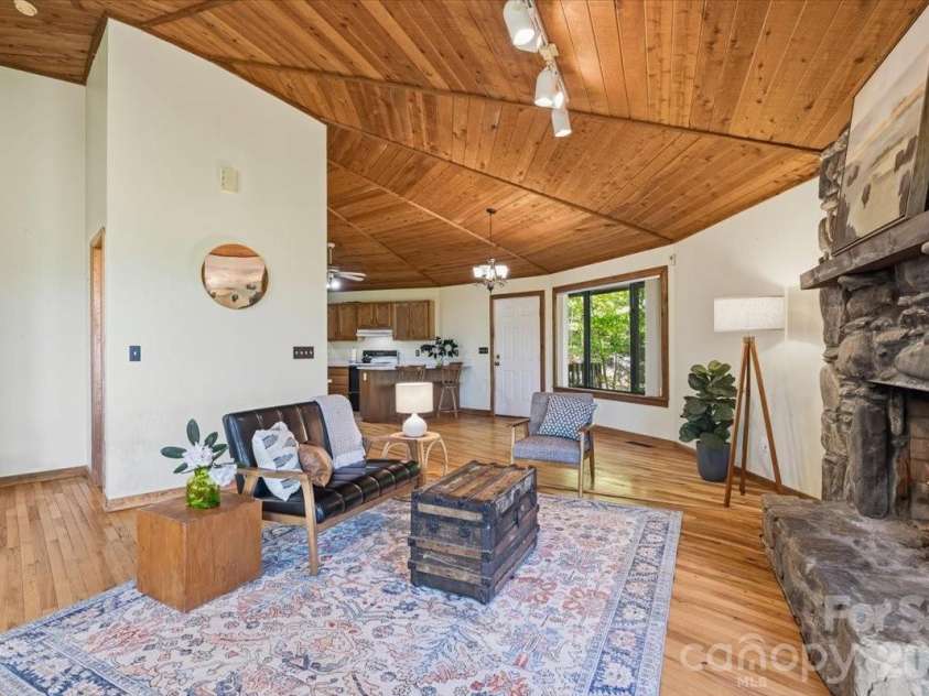 110 Leisure Mountain Road, Asheville, NC 28804.  MLS# CAR4374427, YatesRealty ID 23827. 