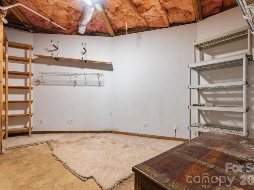 110 Leisure Mountain Road, Asheville, NC 28804.  MLS# CAR4374427, YatesRealty ID 23827. 