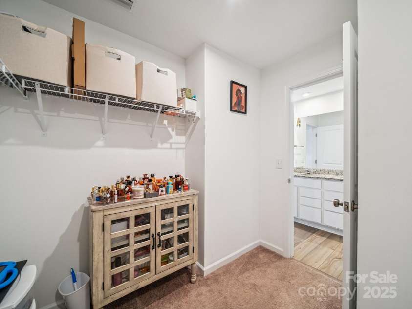 3077 Light Ridge Court, Concord, NC 28027.  MLS# CAR4274695, YatesRealty ID 23827. Primary walk-in closet