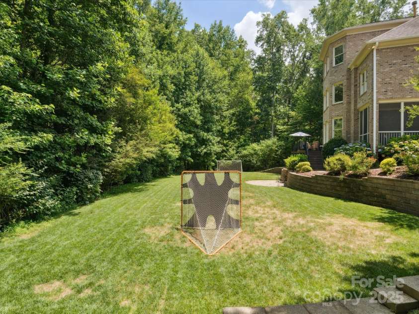 2103 Lytton Lane, Matthews, NC 28104.  MLS# CAR4276278, YatesRealty ID 23828. 