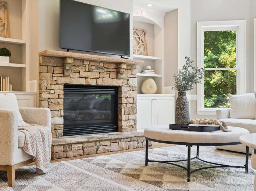 2103 Lytton Lane, Matthews, NC 28104.  MLS# CAR4276278, YatesRealty ID 23828. 