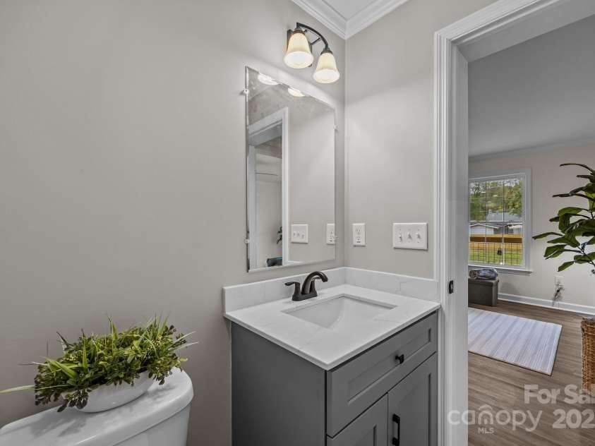 215 McCoy Cove, Black Mountain, NC 28711.  MLS# CAR4333033, YatesRealty ID 2383. 1/2 bath on main level