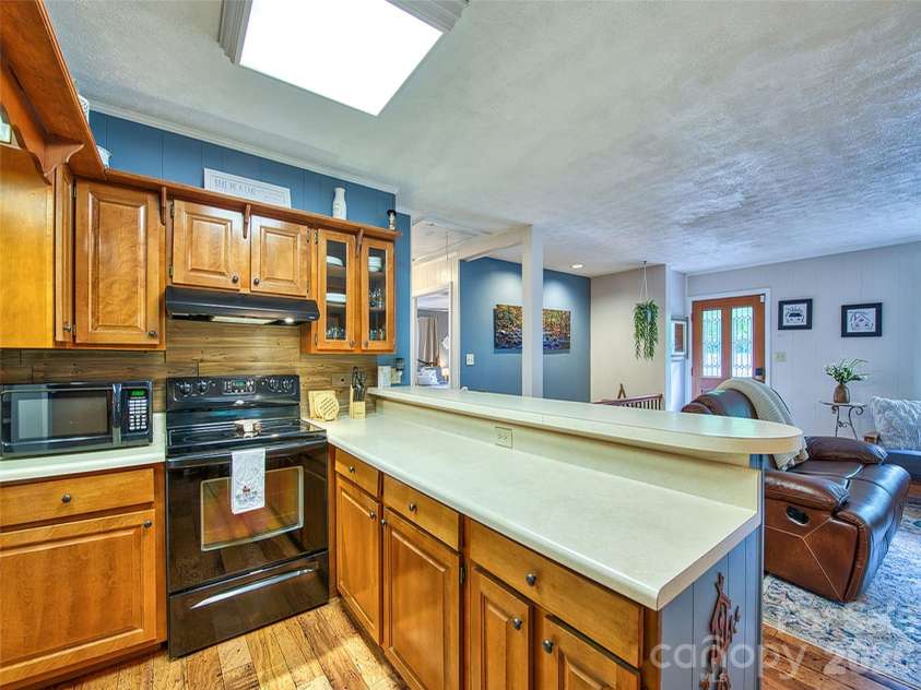 290 Dogwood Drive, Maggie Valley, NC 28751.  MLS# CAR4390974, YatesRealty ID 2383. 
