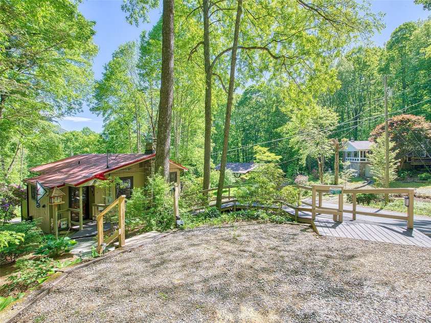 290 Dogwood Drive, Maggie Valley, NC 28751.  MLS# CAR4390974, YatesRealty ID 2383. 