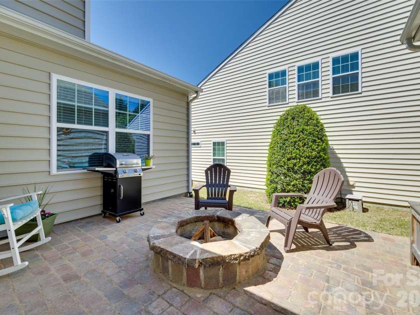 1521 Deer Meadows Drive, Waxhaw, NC 28173.  MLS# CAR4367982, YatesRealty ID 23831. Outdoor space #1- side patio