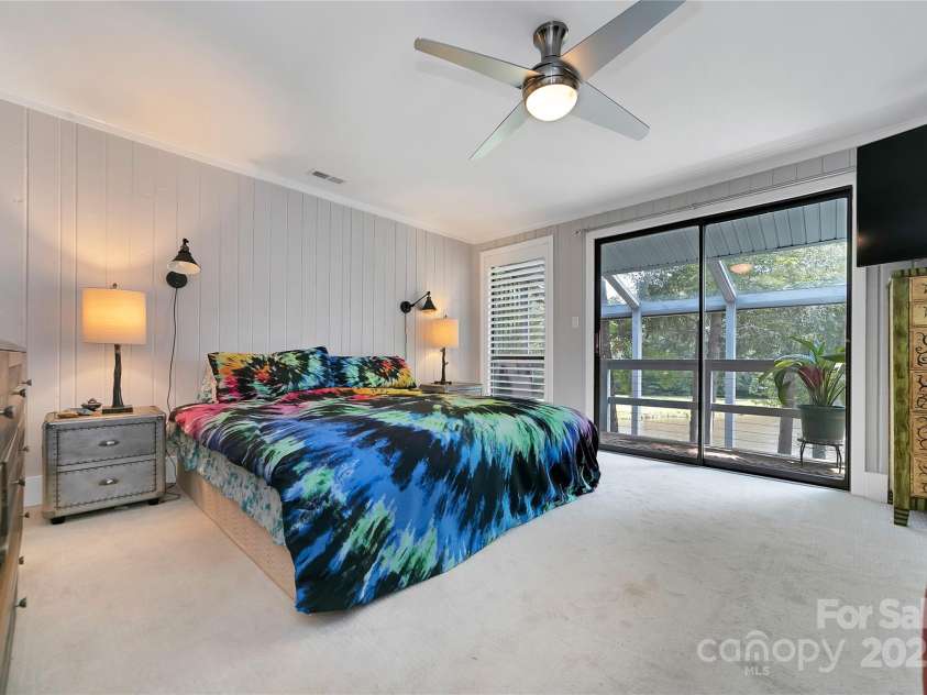 49 Lakeside Villas Drive, Brevard, NC 28712.  MLS# CAR4277437, YatesRealty ID 23831. 