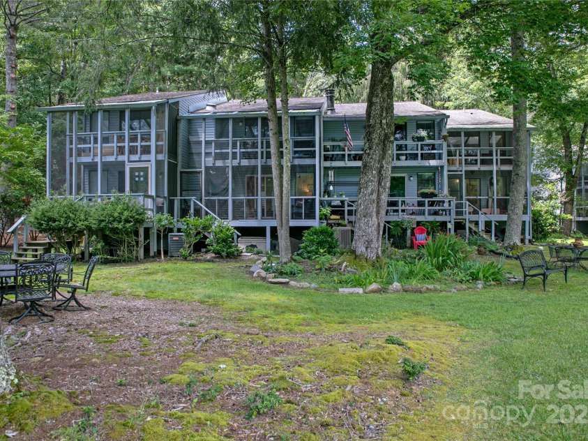 49 Lakeside Villas Drive, Brevard, NC 28712.  MLS# CAR4277437, YatesRealty ID 23831. 
