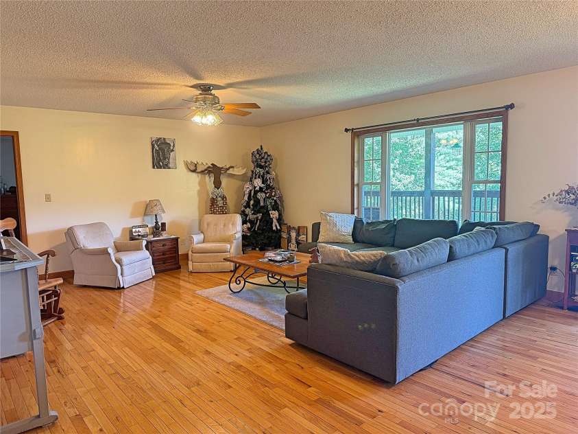 1586 Arbuckle Road, Burnsville, NC 28714.  MLS# CAR4277620, YatesRealty ID 23833. 