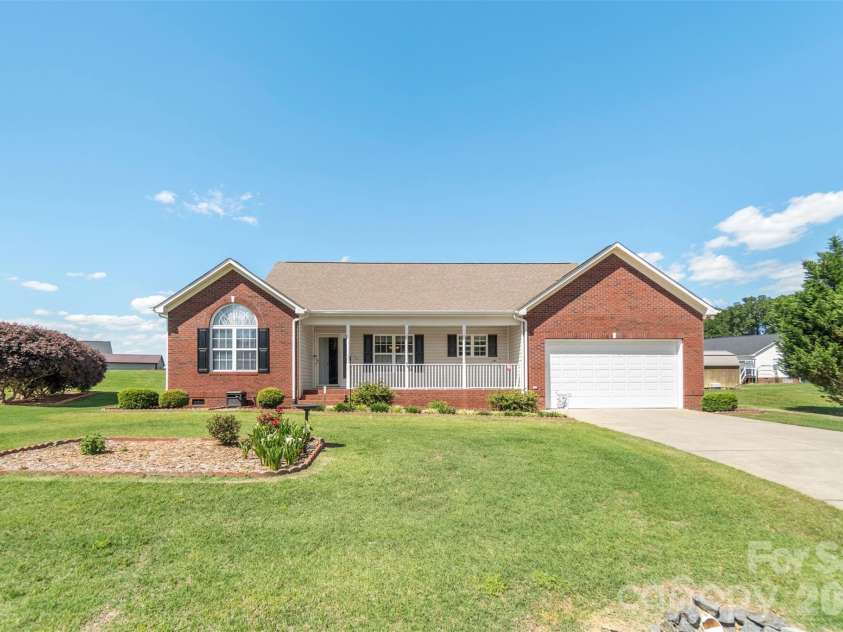 202 Big Dipper Court, Wingate, NC 28174.  MLS# CAR4382477, YatesRealty ID 23833. Front exterior