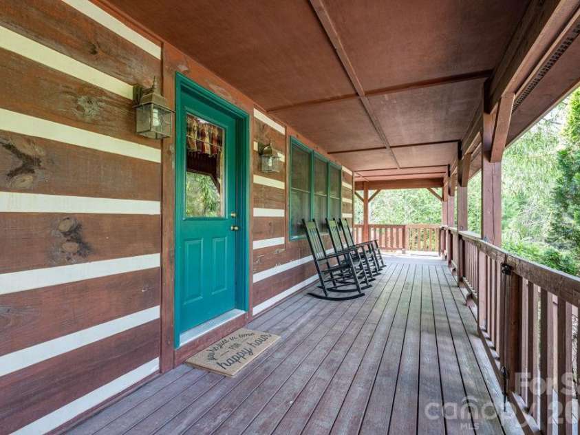 197 Woodby Ridge Road, Vilas, NC 28692.  MLS# CAR4382013, YatesRealty ID 23836. 