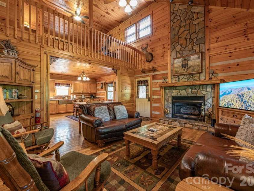 197 Woodby Ridge Road, Vilas, NC 28692.  MLS# CAR4382013, YatesRealty ID 23836. 