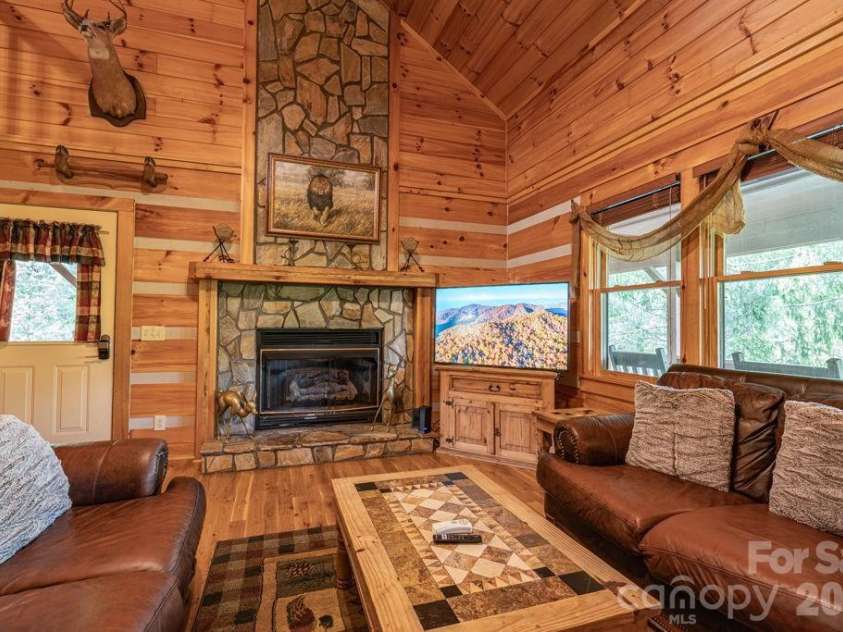 197 Woodby Ridge Road, Vilas, NC 28692.  MLS# CAR4382013, YatesRealty ID 23836. 